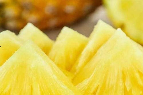菠萝吃瓜视频,揭秘网红美食背后的故事