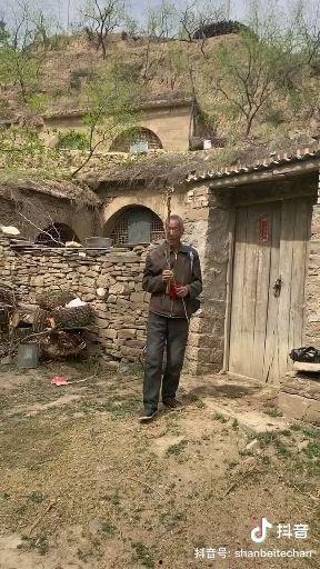 陕北老农吃哈密瓜,哈密瓜的陕北之旅